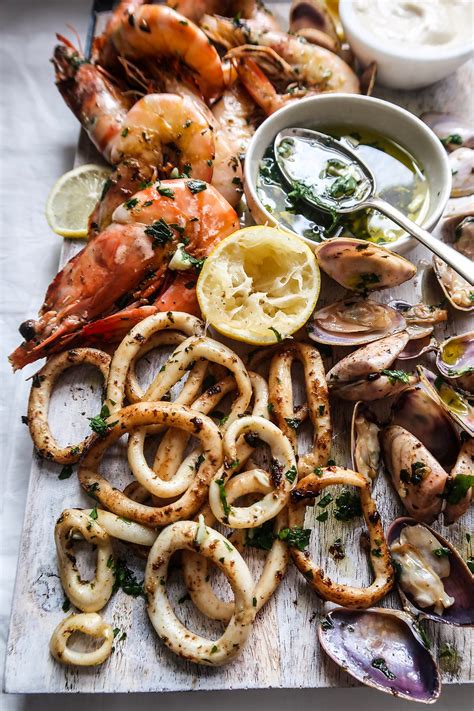 The Perfect Catch: Mesmerizing Seafood Photos that Tell a Tale of BBQ Mastery